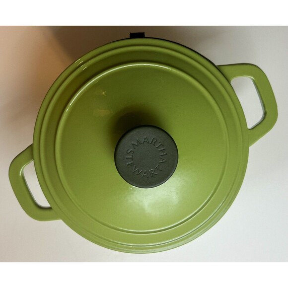 Martha Stewart 2 Quart Green Enameled Cast Iron Dutch Oven w/ Lid - Picture 2 of 13